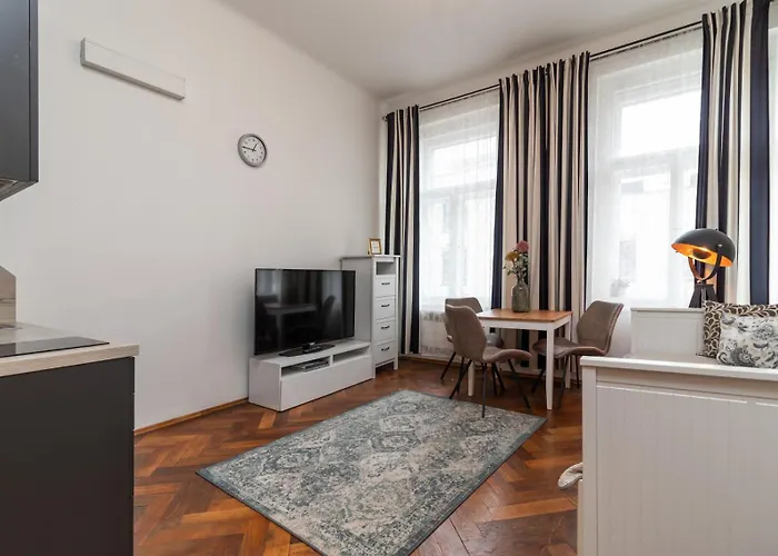 Zizkov Nest *