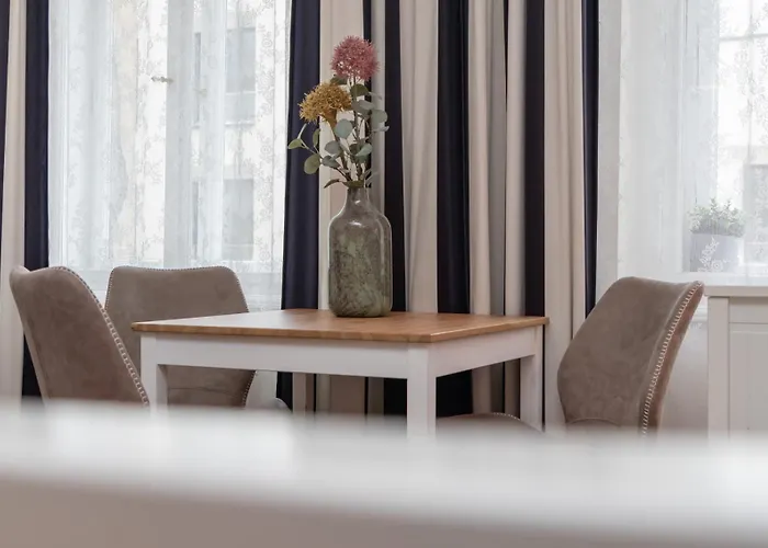 Zizkov Nest شقة *