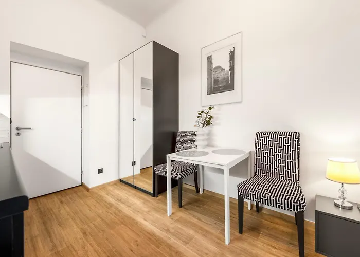 Zizkov Nest Apartamento *