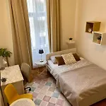 Zizkov Nest Apartamento Praga
