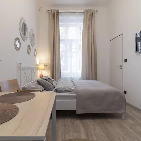 Apartment Awesome *