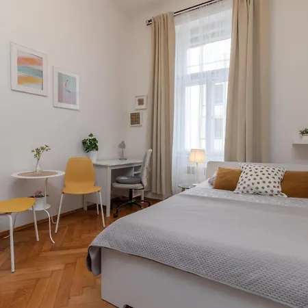 Zizkov Nest * Prag